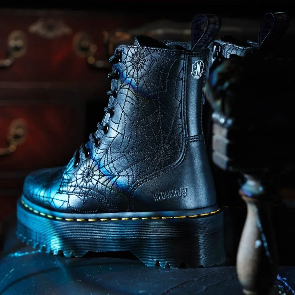 Dr Doc Martens Wednesday Jadon 8 Eye Lace Up Boots Black Spider Web Women US 7 - Picture 2 of 6